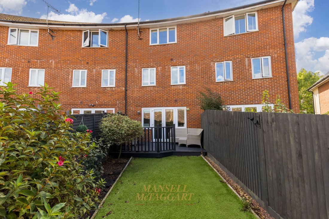 House in Maidenbower, Crawley, England 3 - 19037722