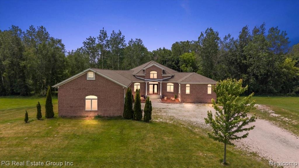 House in Saint Clair, Michigan, United States 2 - 19040081