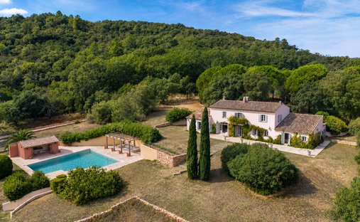 Casa en Grimaud, Provenza-Alpes-Costa Azul, Francia 1