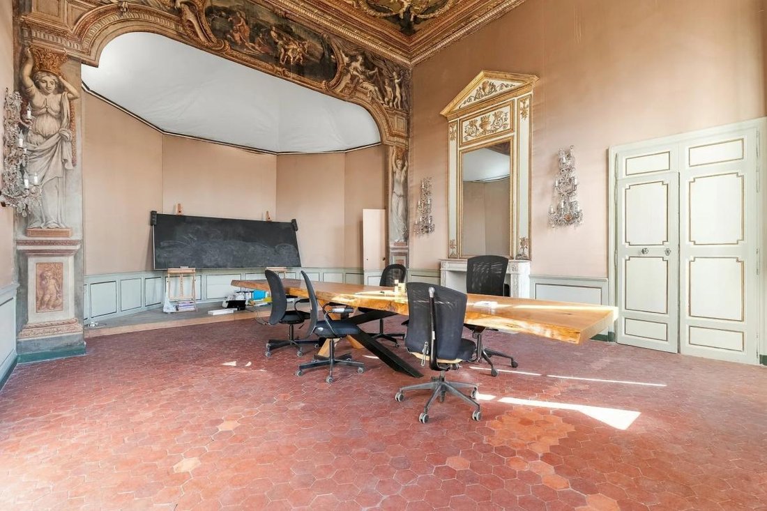 Apartment in Comtale-Cente-Cours Mirabeau, Aix-en-Provence, France 3 - 19037325