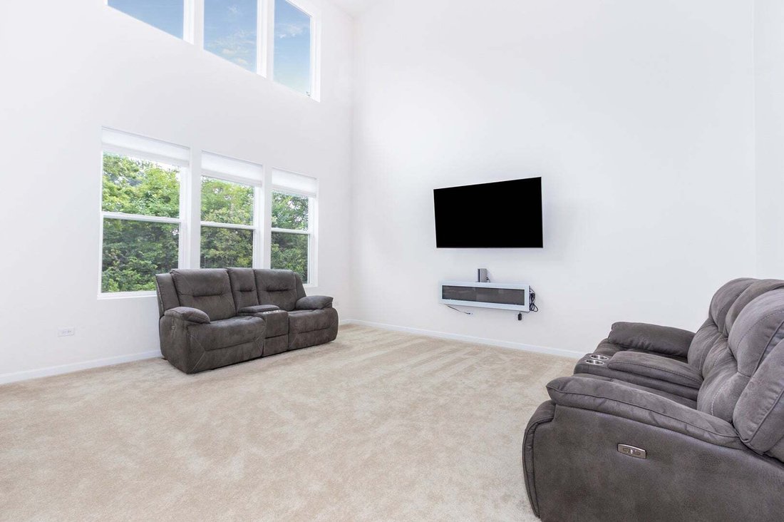 House in Bolingbrook, Illinois, United States 5 - 19040009