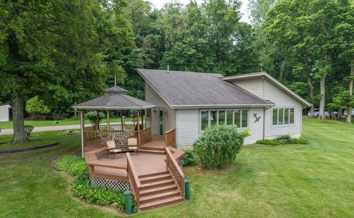 House in Quincy, Michigan, United States 1