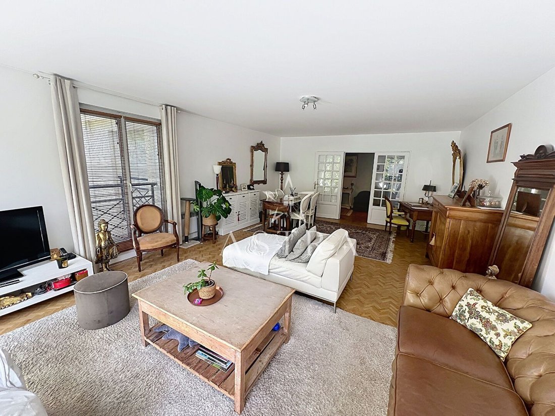 Apartment in Anatole France, Le Plessis-Robinson, France 5 - 19040314