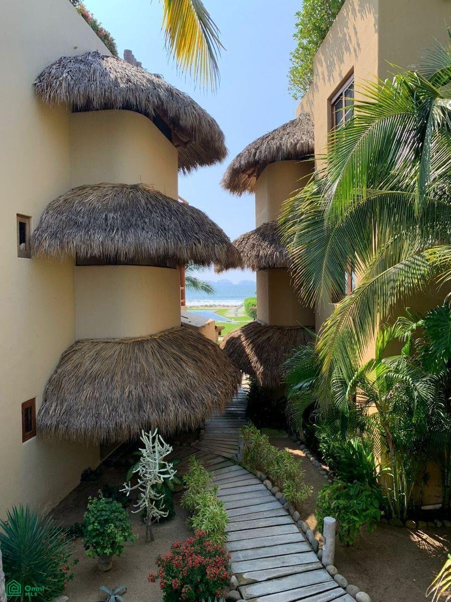 Condo in Barra de Potosí, Guerrero, Mexico 2 - 18537749