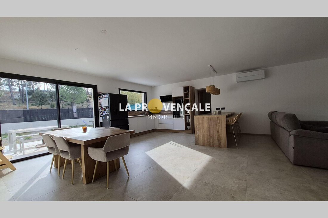 Villa in Rousset, Provence-Alpes-Côte d'Azur, Frankreich 1 - 19039747