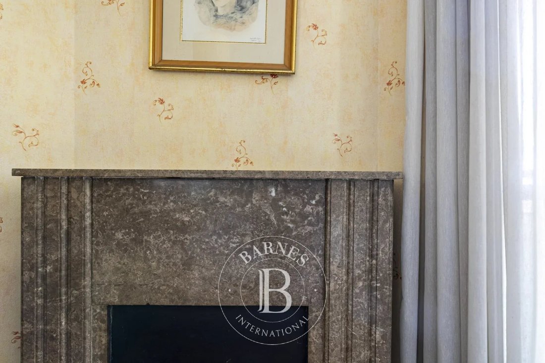 Apartamento en Violet Commerce, Paris 15e Arrondissement, París 4 - 19040128
