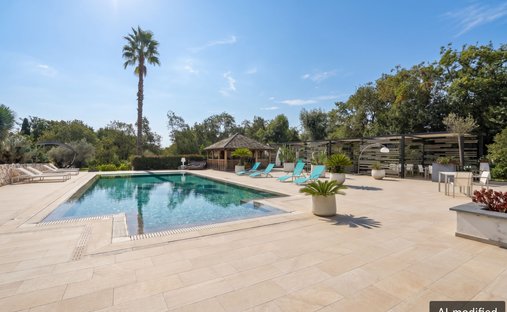 Maison à Châteauneuf-Grasse, Provence-Alpes-Côte d'Azur, France 1