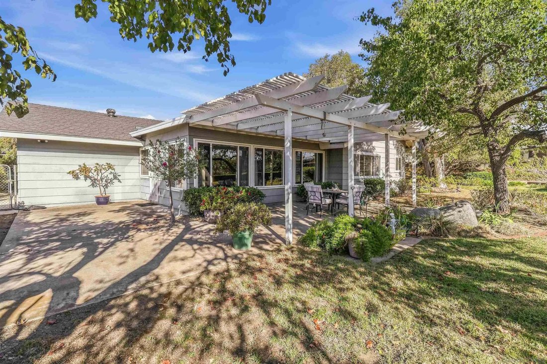 House in El Cajon, California, United States 2 - 19039931
