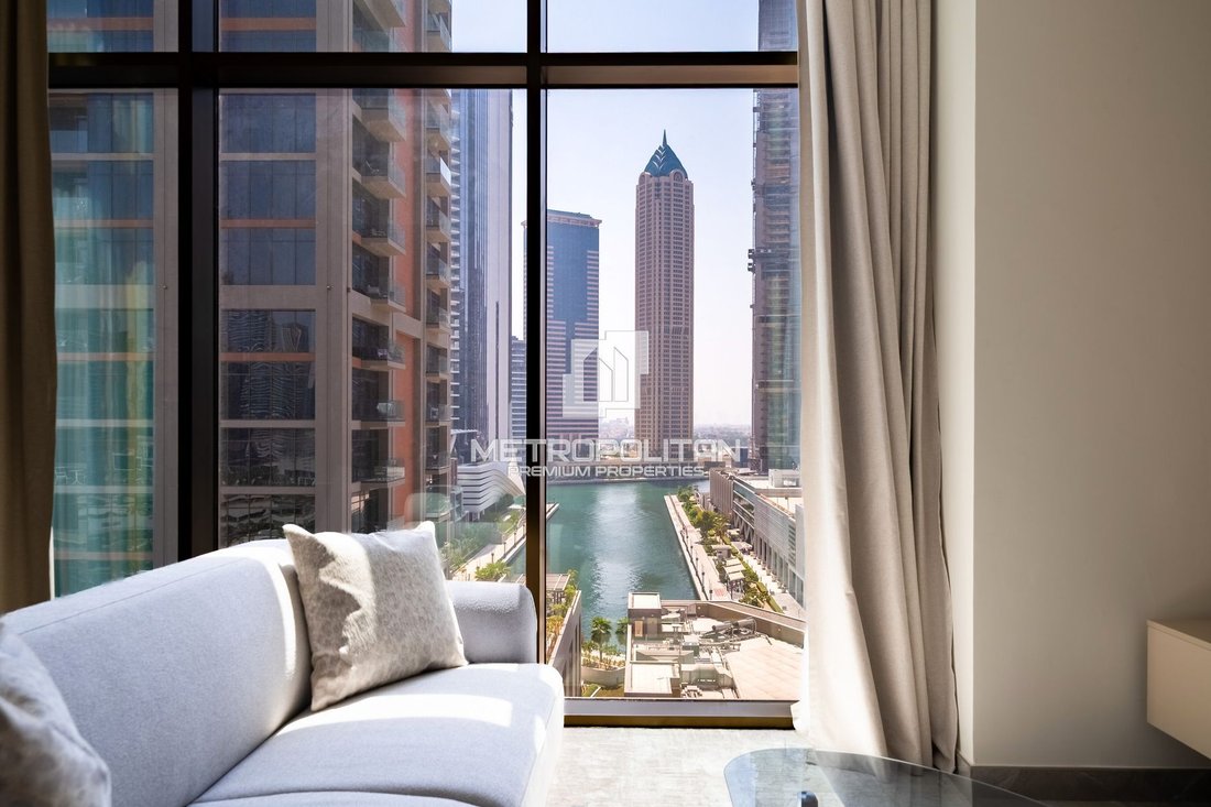 Apartment in Business Bay, Dubai, United Arab Emirates 1 - 17684275