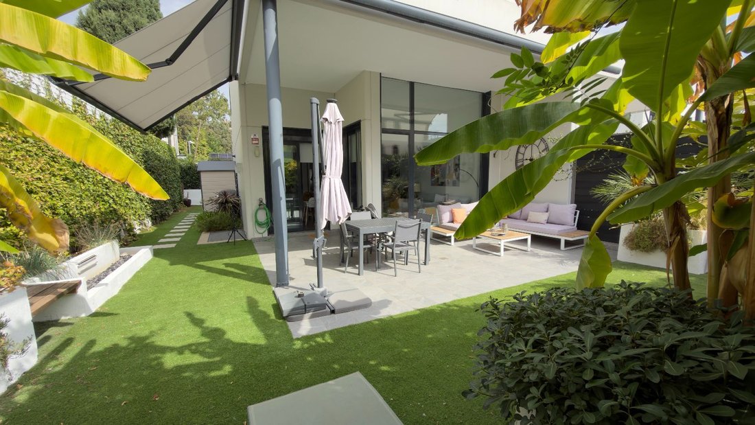 Chalet in Las Rozas de Madrid, Comunidad de Madrid, Spain 1 - 19039326