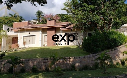 House in Vinhedo, State of São Paulo, Brazil 1