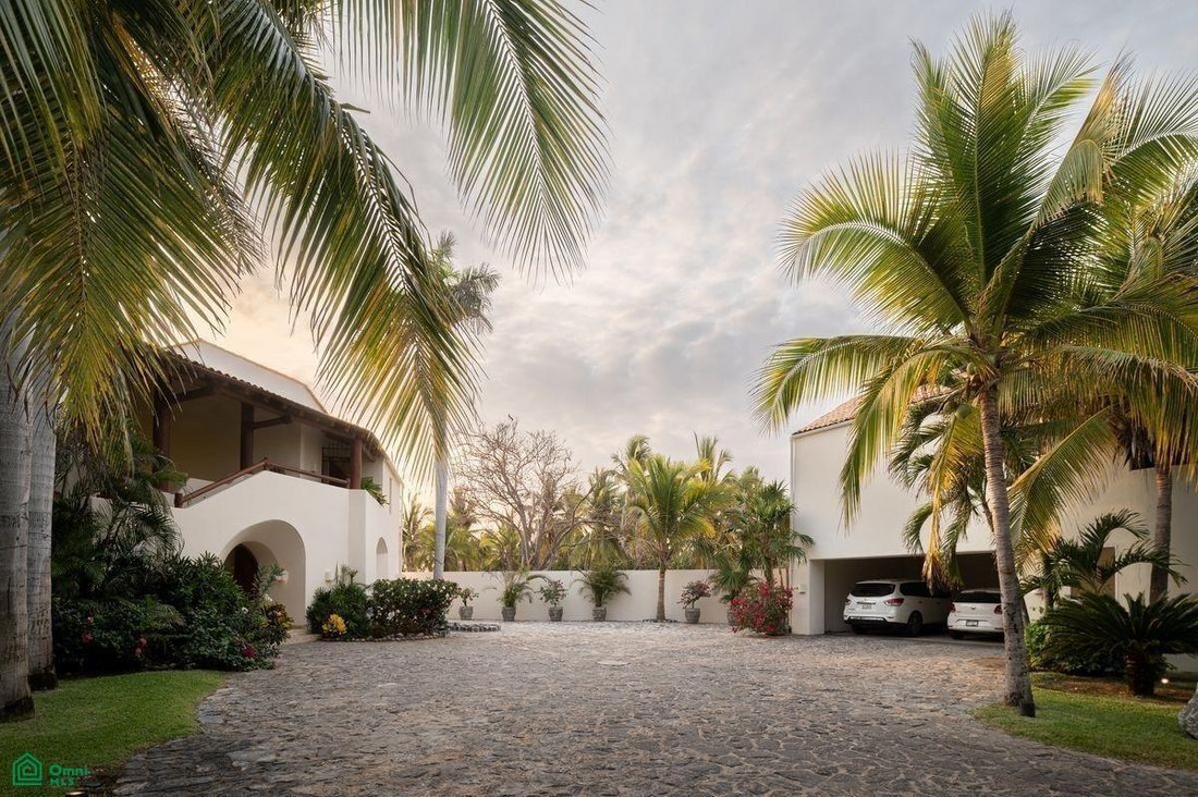 Casa en Playa Blanca, Guerrero, México 2 - 18537725