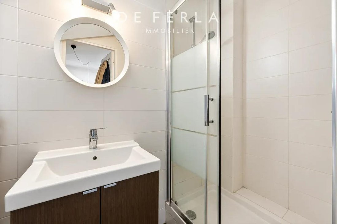 Apartment in Montrouge, Ile-de-France, France 3 - 19040372