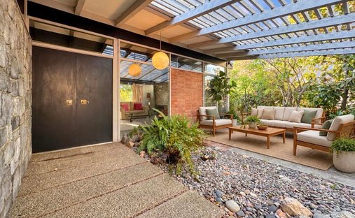 House in La Cañada Flintridge, California, United States 1