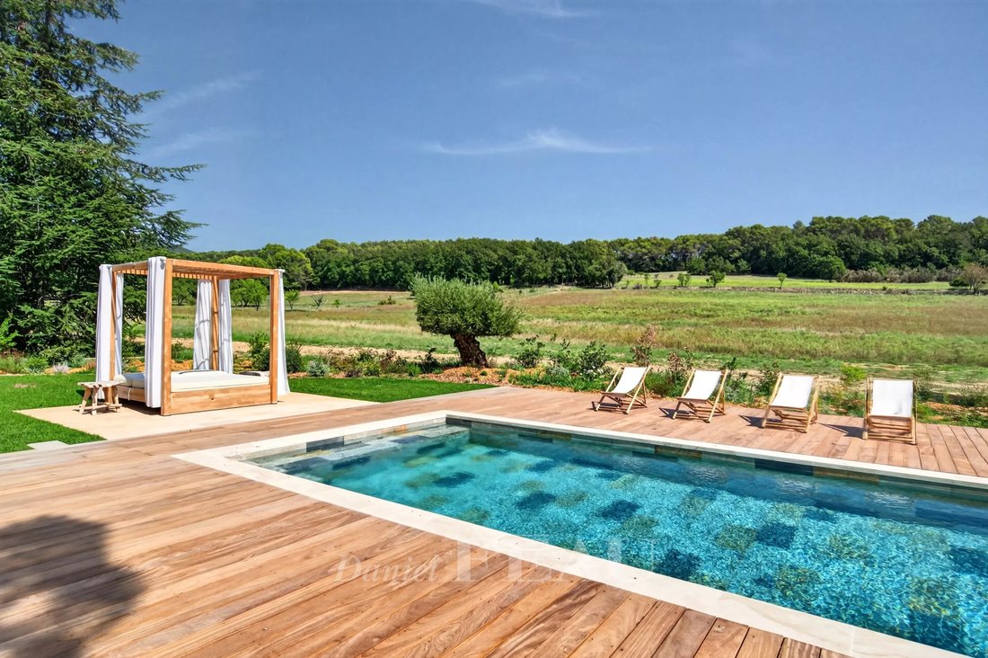 House in Vaugines, Provence-Alpes-Côte d'Azur, France 2 - 19037355