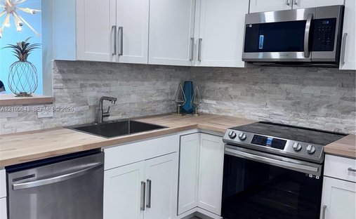 Appartement à North Miami Beach, Floride, États-Unis 1