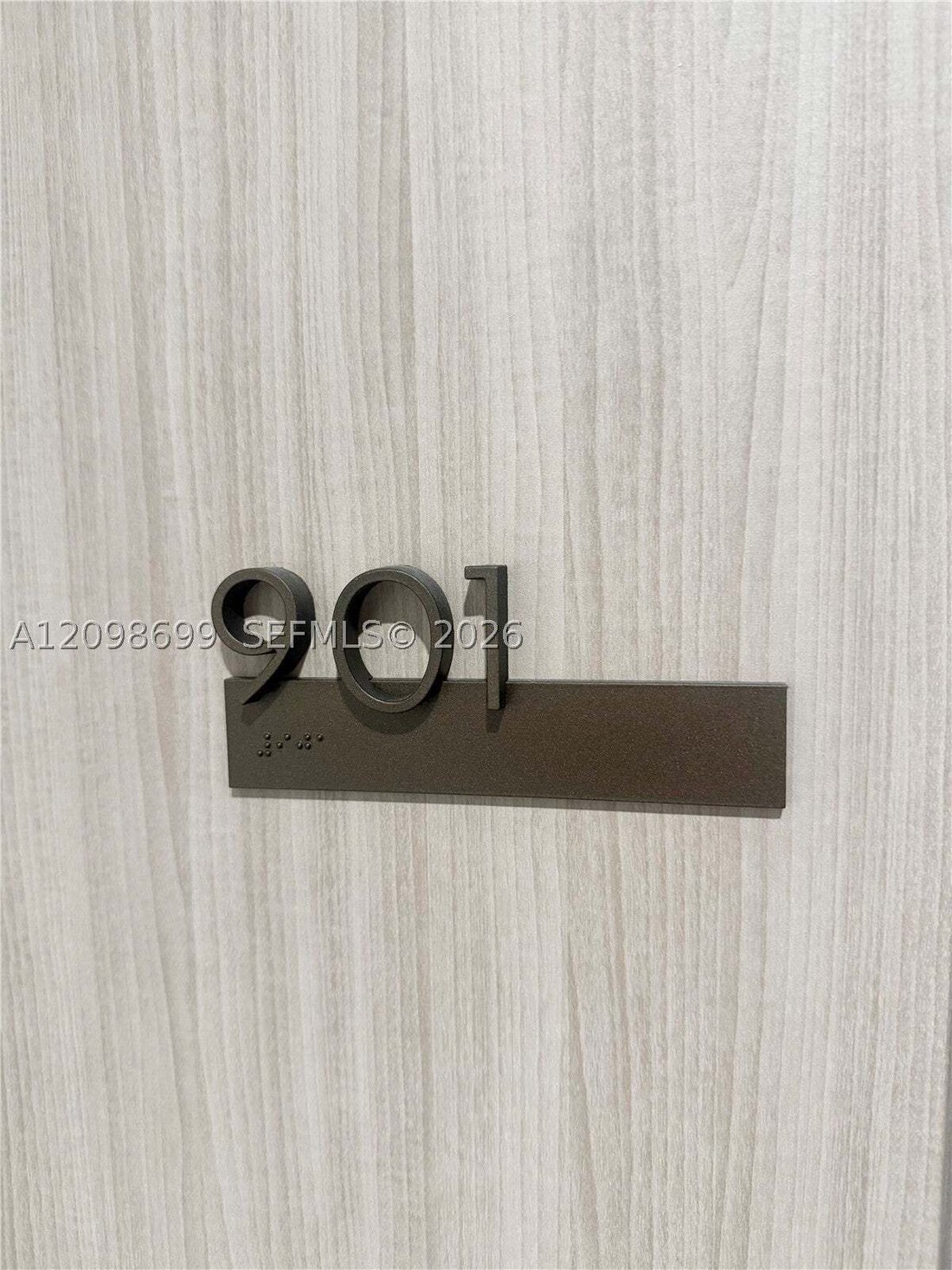 Condo in North Miami Beach, Florida, United States 5 - 19039609