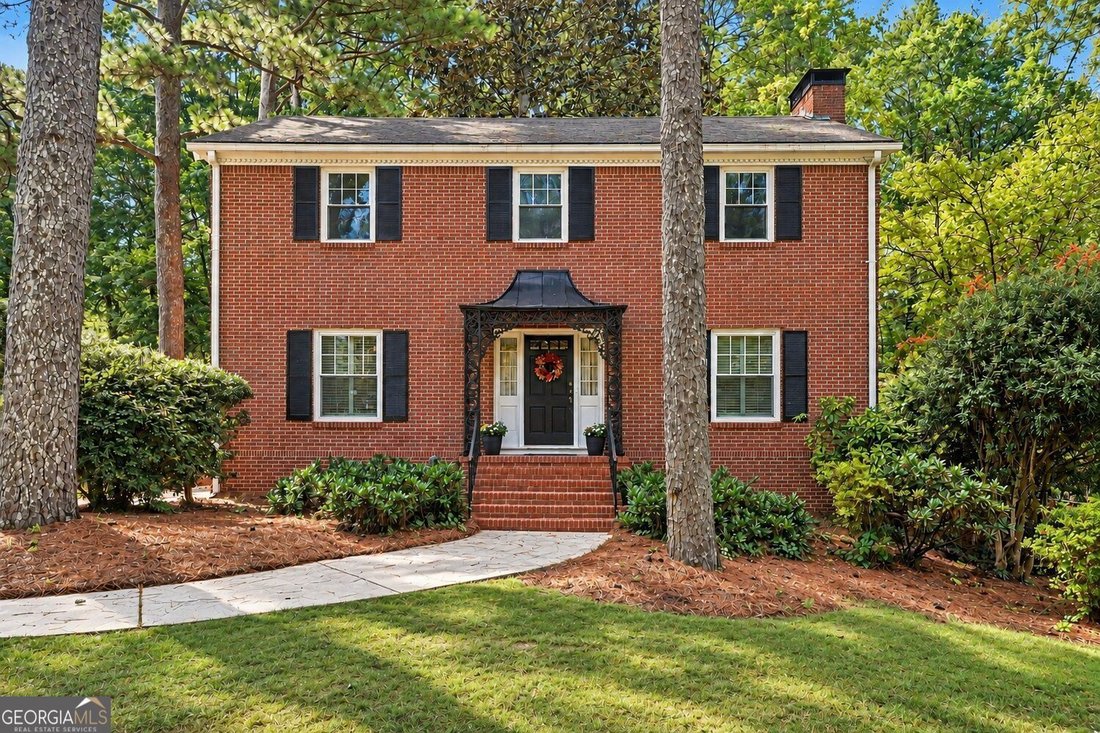 Avondale Estates, Georgia, United States 1 - 19038290
