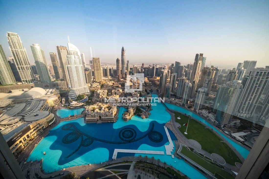 Apartment in Burj Khalifa, Downtown Dubai, Dubai 1 - 19037774