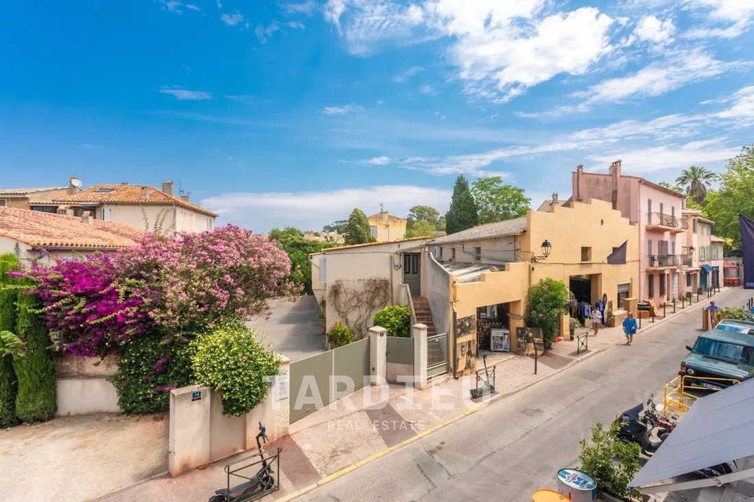 Apartment in Zone Ouest Urbaine, Saint-Tropez, France 1 - 19037198