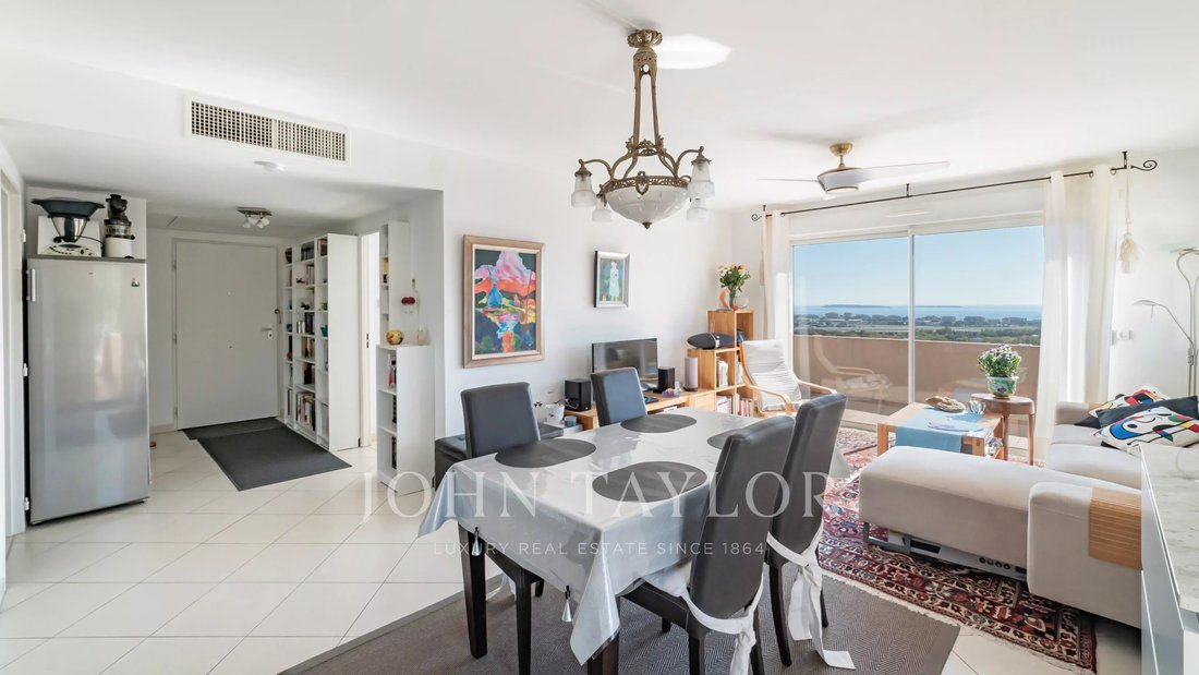 Apartment in Le Roc Fleuri-Capitou (Jeanne d'Arc), Mandelieu-la-Napoule, France 3 - 19037493