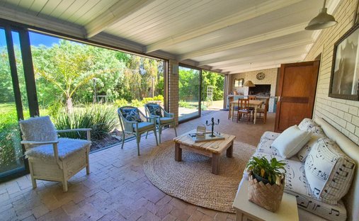 House in Vierlanden Kleinhoewes, Northern Suburbs, Cape Town 1