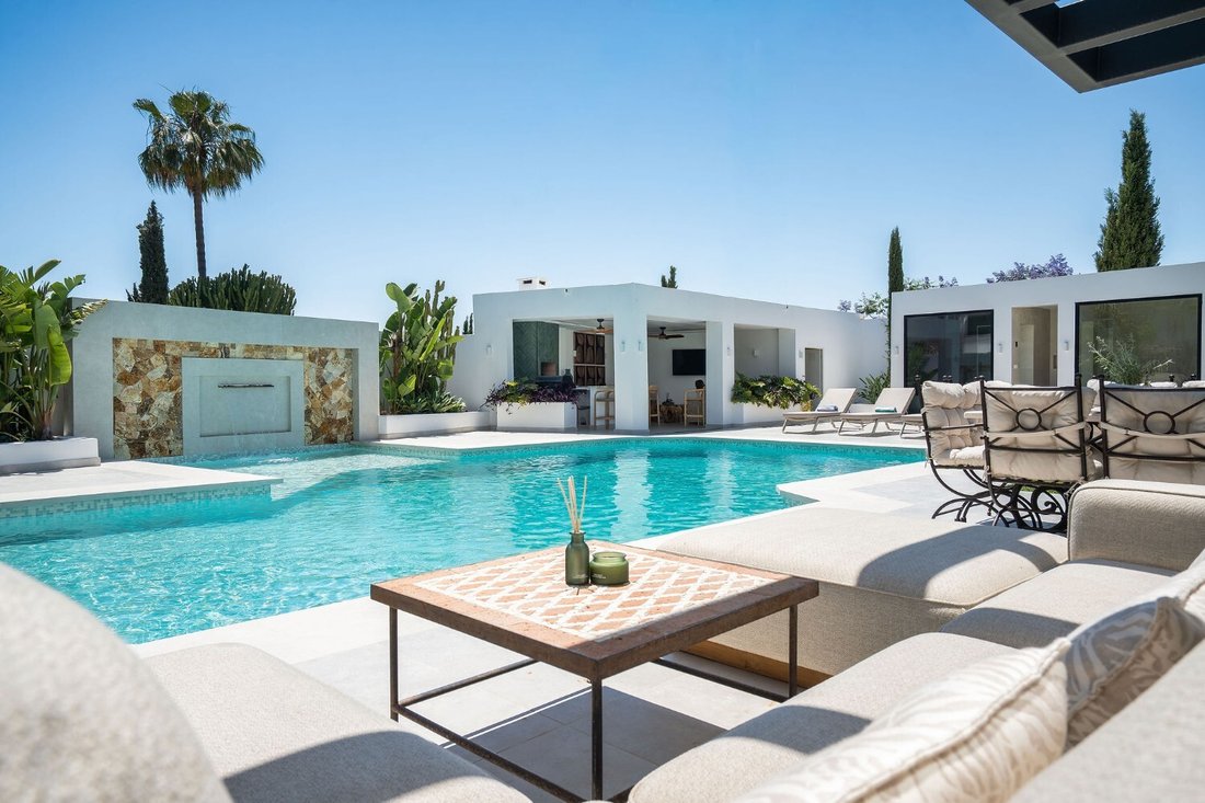 Villa in Bel-Air, Estepona, Andalusia 4 - 19037218
