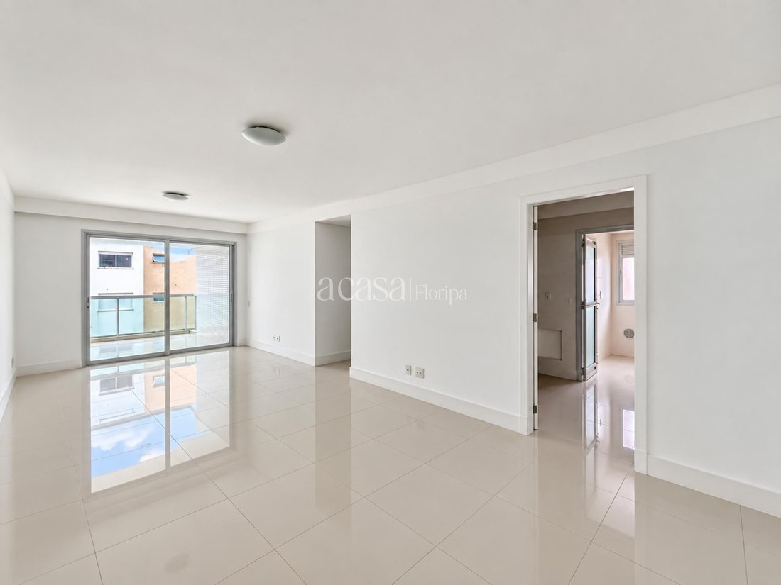 Apartment in Florianópolis, State of Santa Catarina, Brazil 1 - 18333913