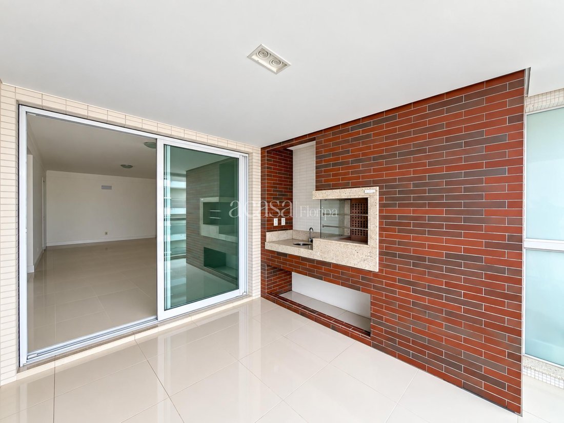 Apartment in Florianópolis, State of Santa Catarina, Brazil 2 - 18333913