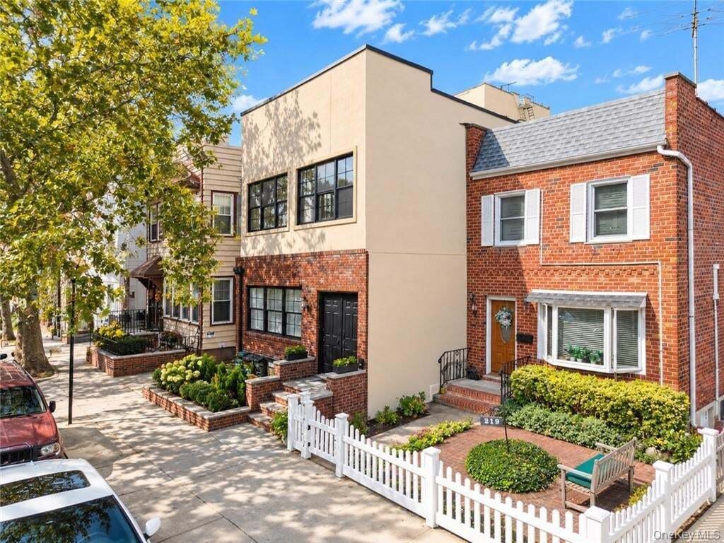 House in New York, New York, United States 3 - 19039115