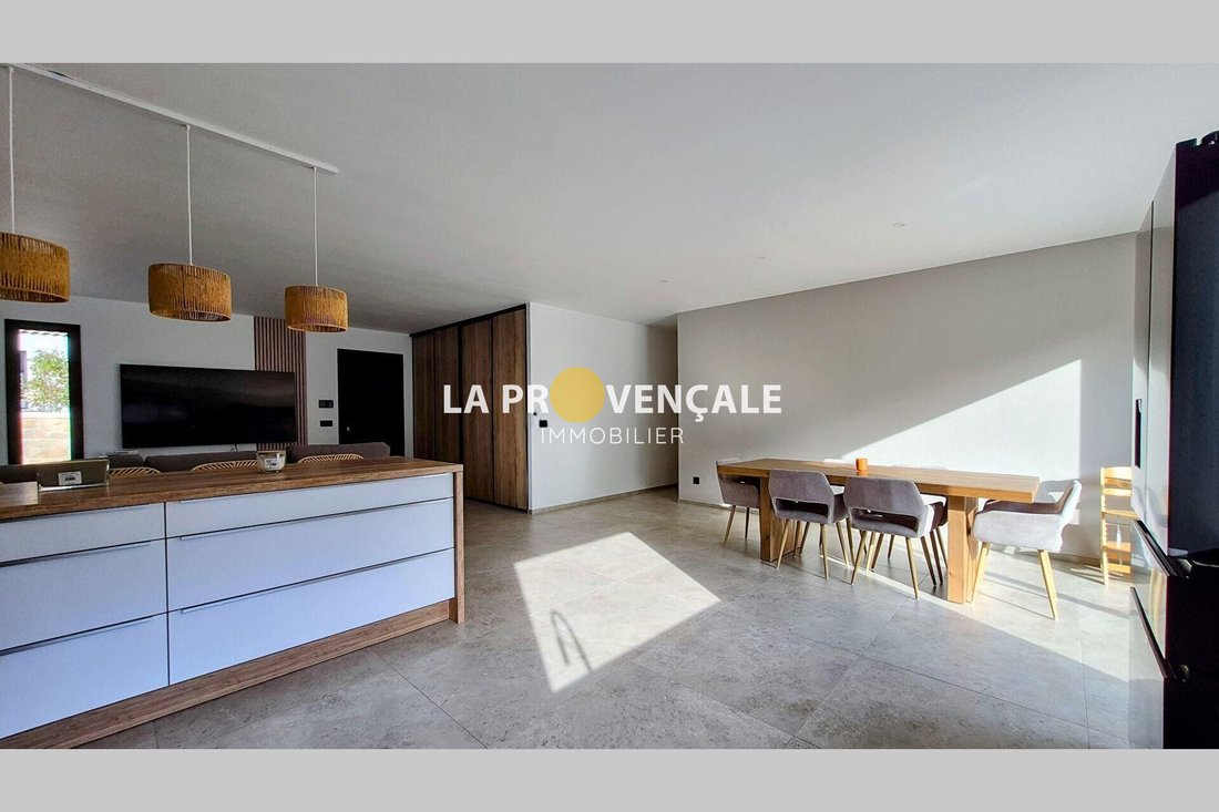 Villa in Rousset, Provence-Alpes-Côte d'Azur, Frankreich 2 - 19039747