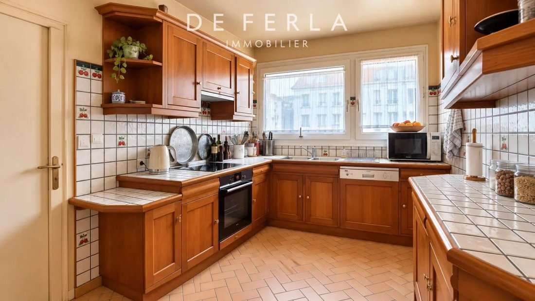 Apartment in Cambronne-Garibaldi, Paris 15e Arrondissement, Paris 2 - 19037296