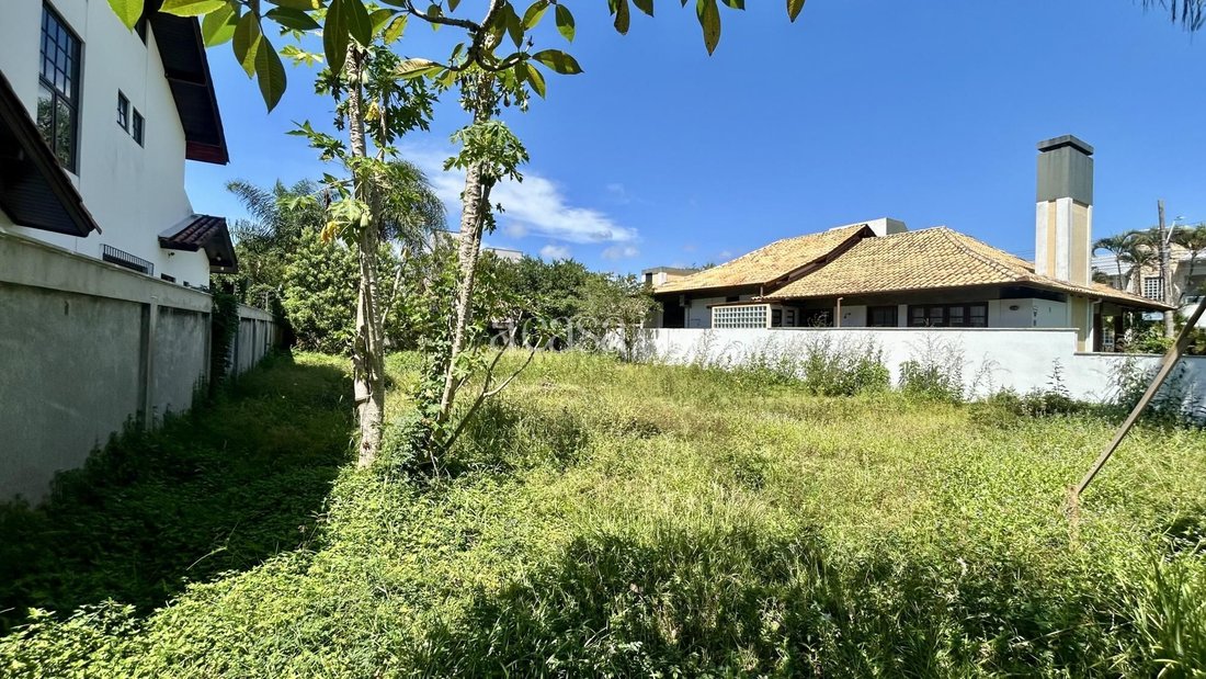 Land in Florianópolis, State of Santa Catarina, Brazil 5 - 19037587