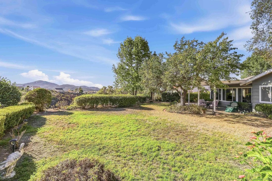 House in El Cajon, California, United States 3 - 19039931