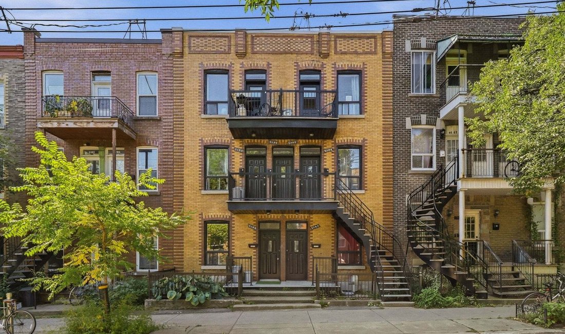 Montréal, Quebec, Canada 1 - 19040240