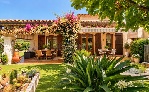 Villa in Le Dramont-Agay-Anthéor-Le Trayas, Saint-Raphaël, Frankreich 1