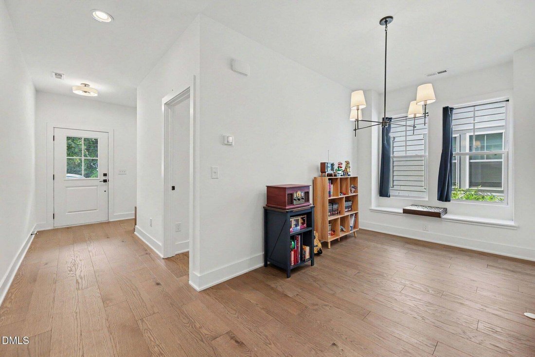 Condo in Raleigh, North Carolina, United States 4 - 19039298