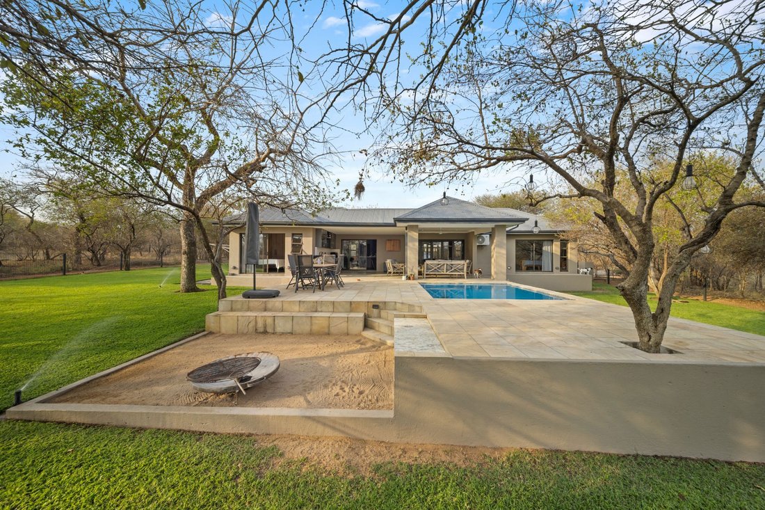 House in Maruleng Local Municipality, Limpopo, South Africa 5 - 19038971