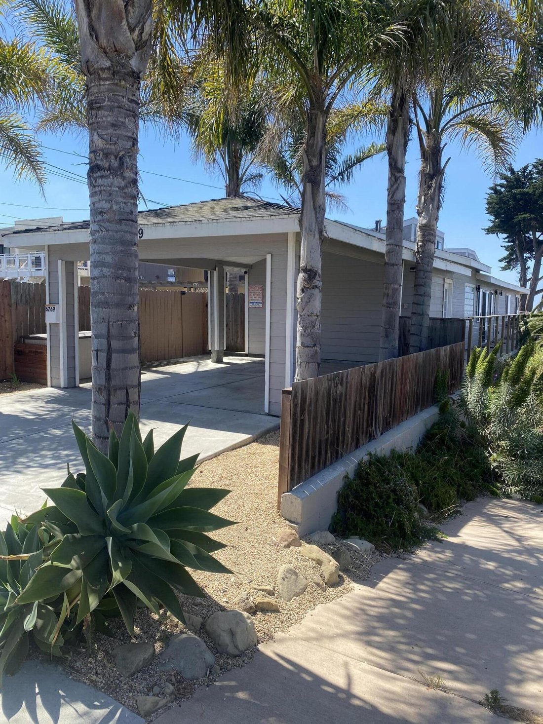 Andere in Goleta, Kalifornien, Vereinigte Staaten 1 - 19038855