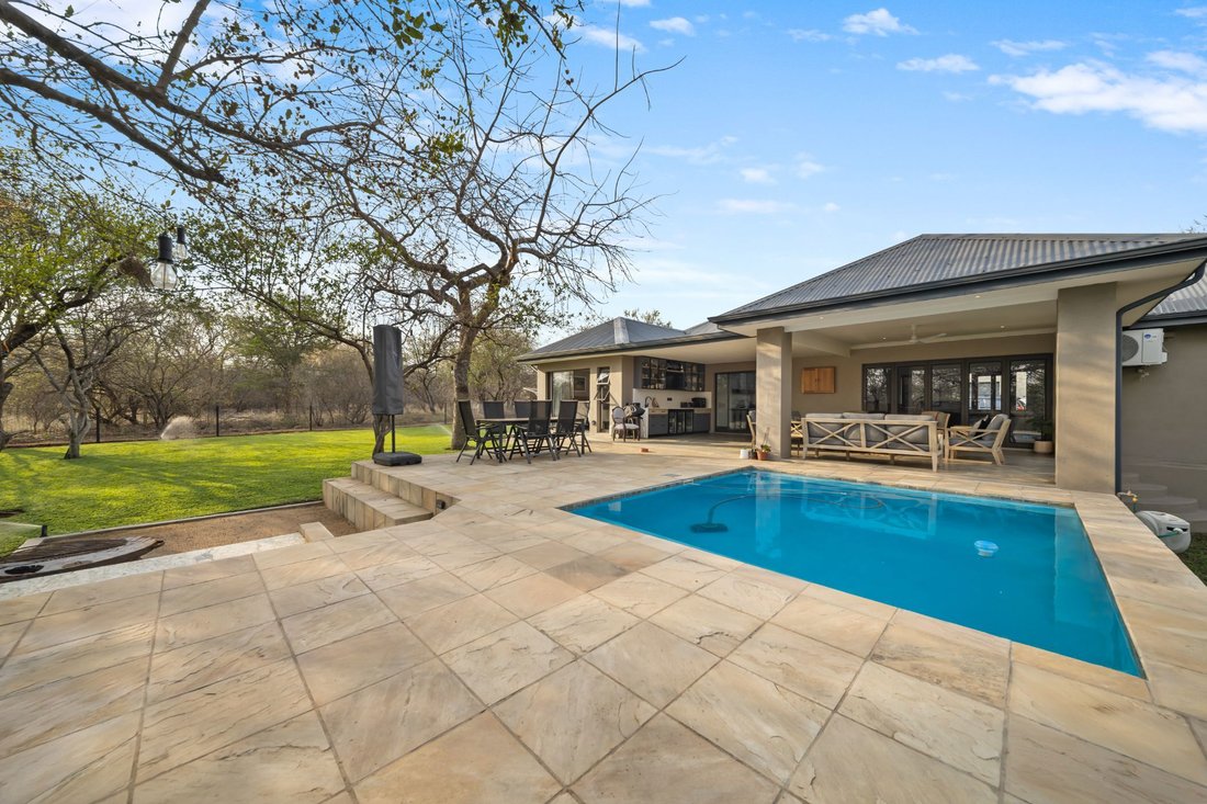 House in Maruleng Local Municipality, Limpopo, South Africa 1 - 19038971