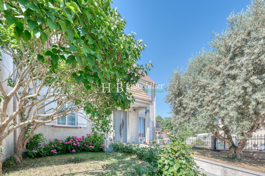 House in Ris-Orangis, Ile-de-France, France 2 - 19039889