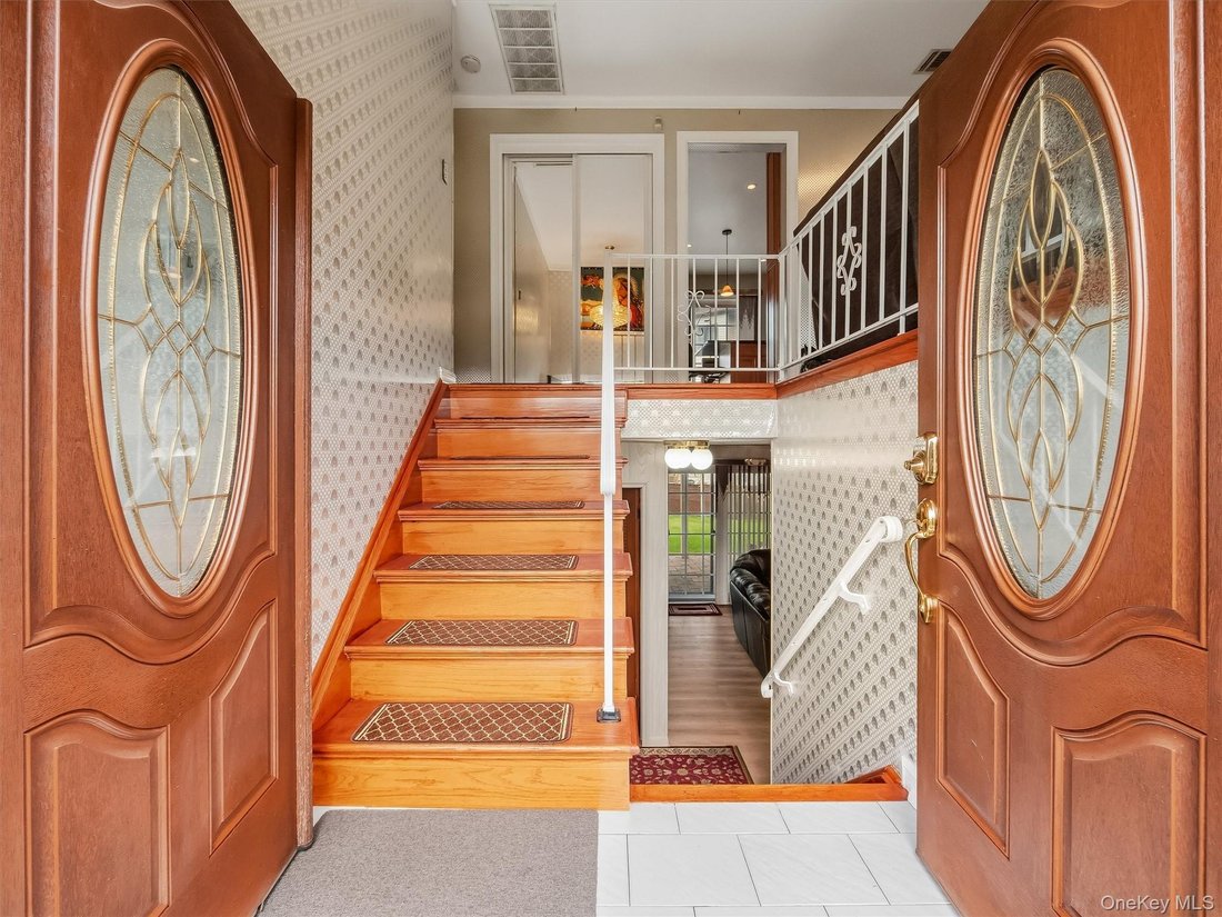 House in Spring Valley, New York, United States 3 - 19037918