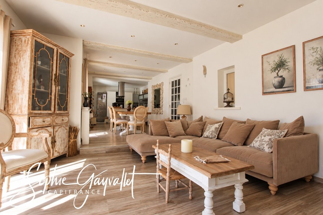 Villa in Noyau Villageois-Zone Urbaine, Velaux, France 5 - 19037599