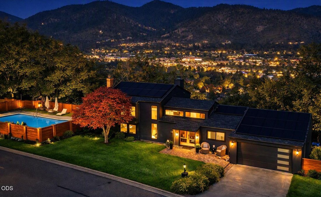 Casa a Grants Pass, Oregon, Stati Uniti 2 - 19038713