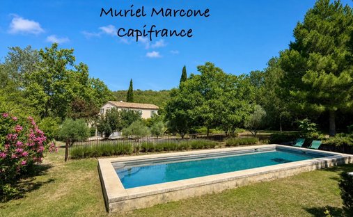 Maison à Rognes, Provence-Alpes-Côte d'Azur, France 1