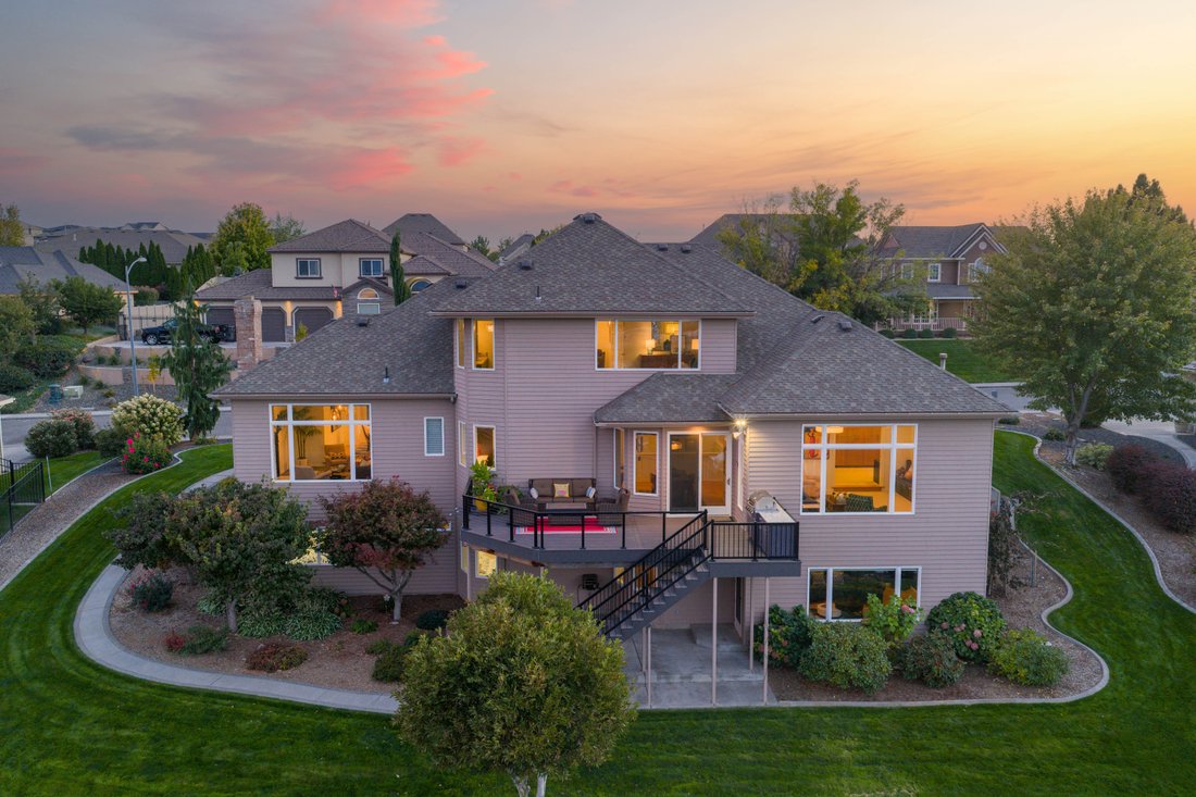 House in Kennewick, Washington, United States 1 - 19037879