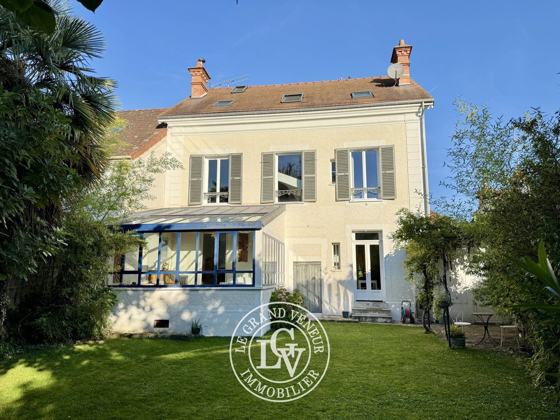 House in Centre Ville Nord Est, Fontainebleau, France 1 - 19037086