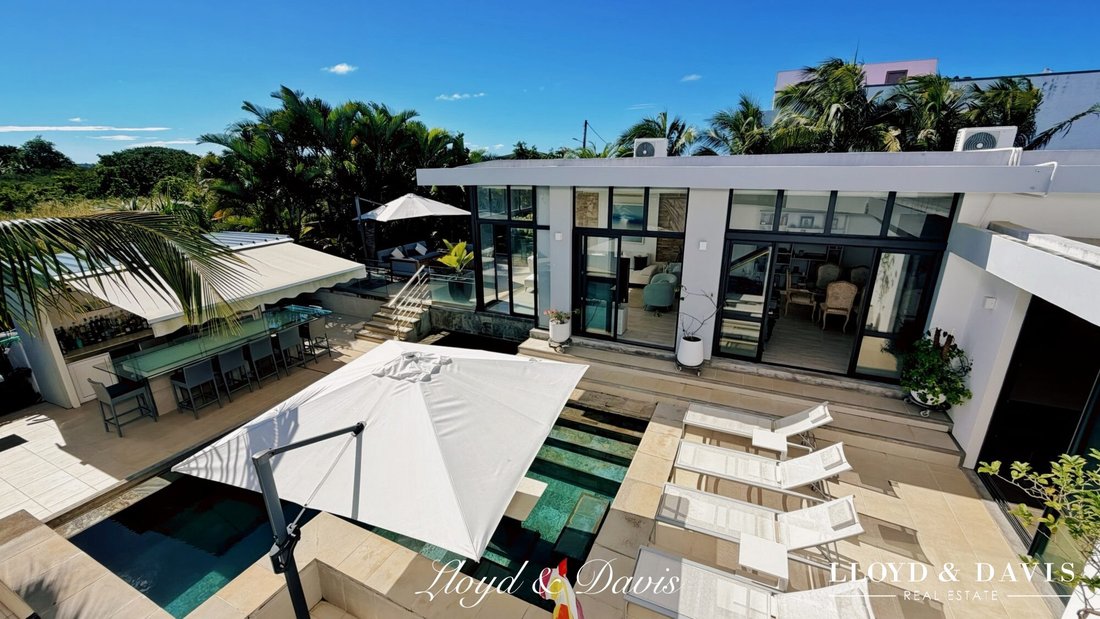 Villa in Calodyne, Rivière du Rempart District, Mauritius 1 - 19041339