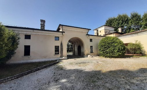 Villa in Mazzano, Lombardy, Italy 1