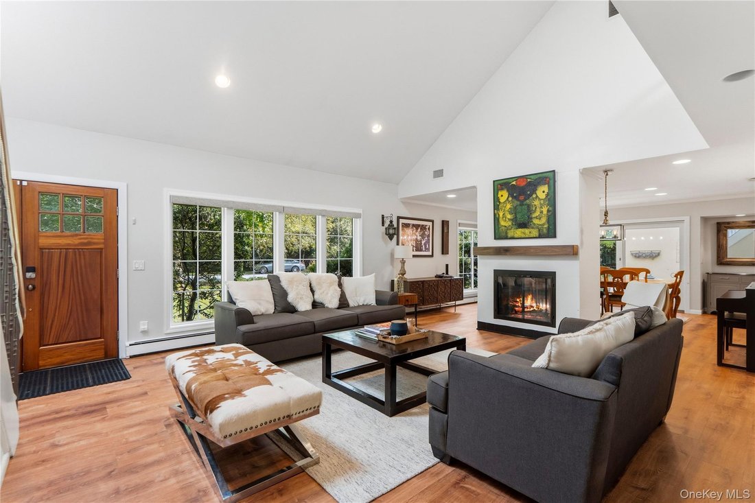 House in Halesite, New York, United States 5 - 19040355